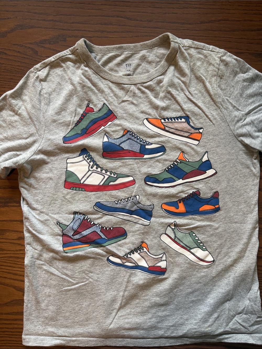 GAP Men's Gray Tee with Multicolor Sneaker Graphic